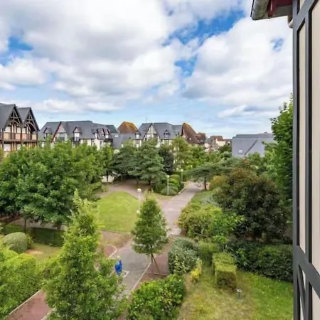 Apartment Tres Joli 2p Renove Avec Jardin *